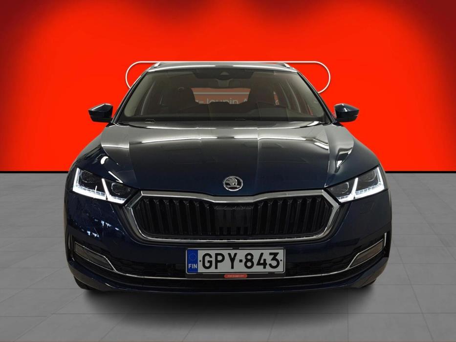 SKODA OCTAVIA 2024