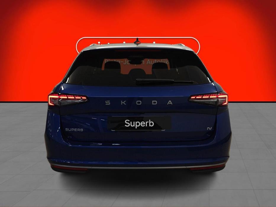 SKODA Superb 2026