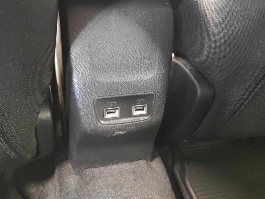 PEUGEOT 208 2022
