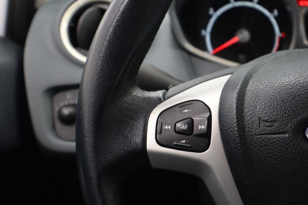 FORD Fiesta 2009