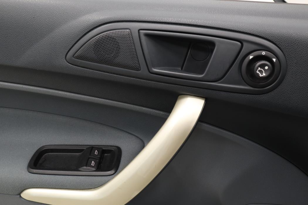 FORD Fiesta 2009