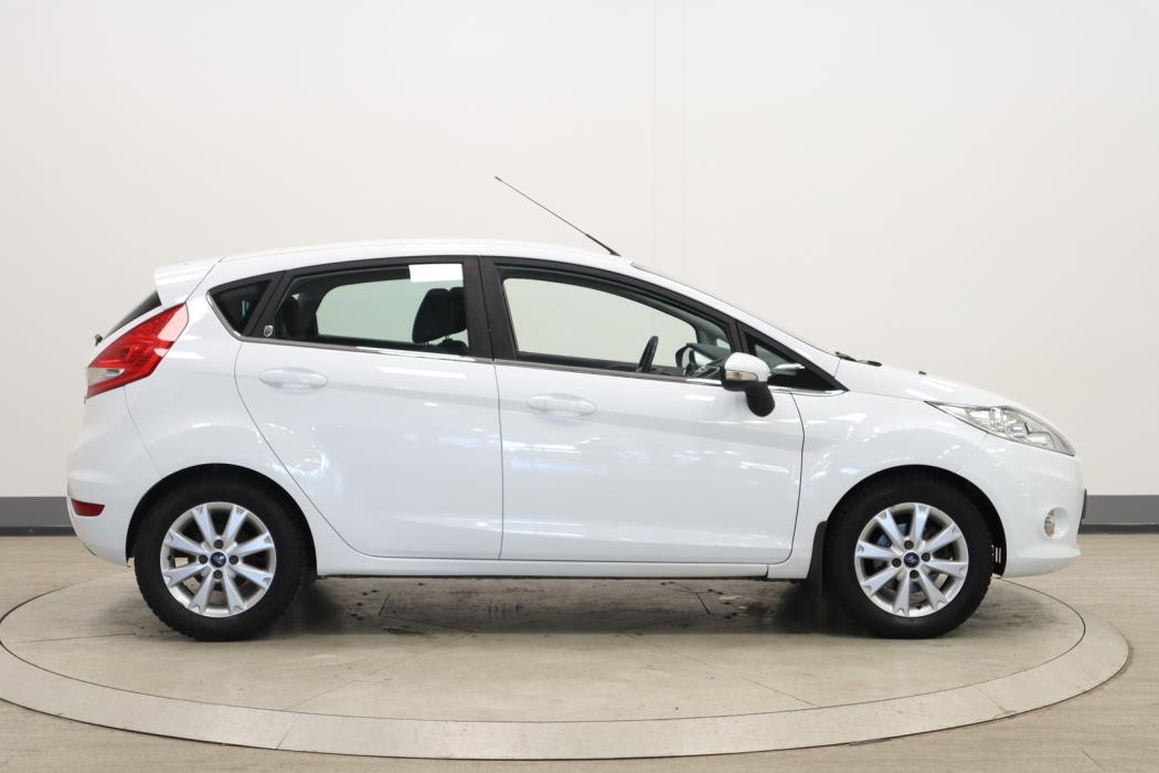 FORD Fiesta 2009