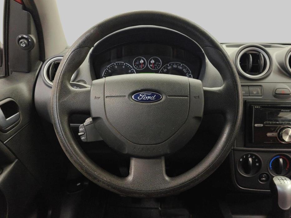 FORD Fiesta 2006