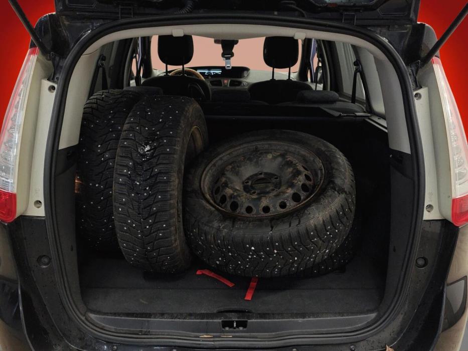 RENAULT Grand Scenic 2010