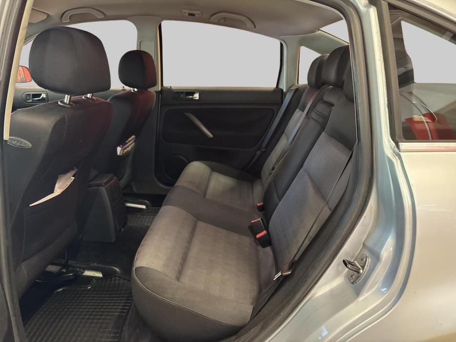 VOLKSWAGEN Passat 2003