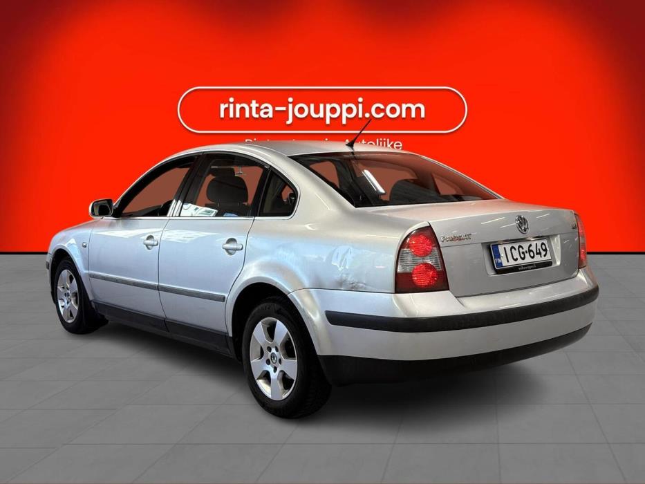 VOLKSWAGEN Passat 2003