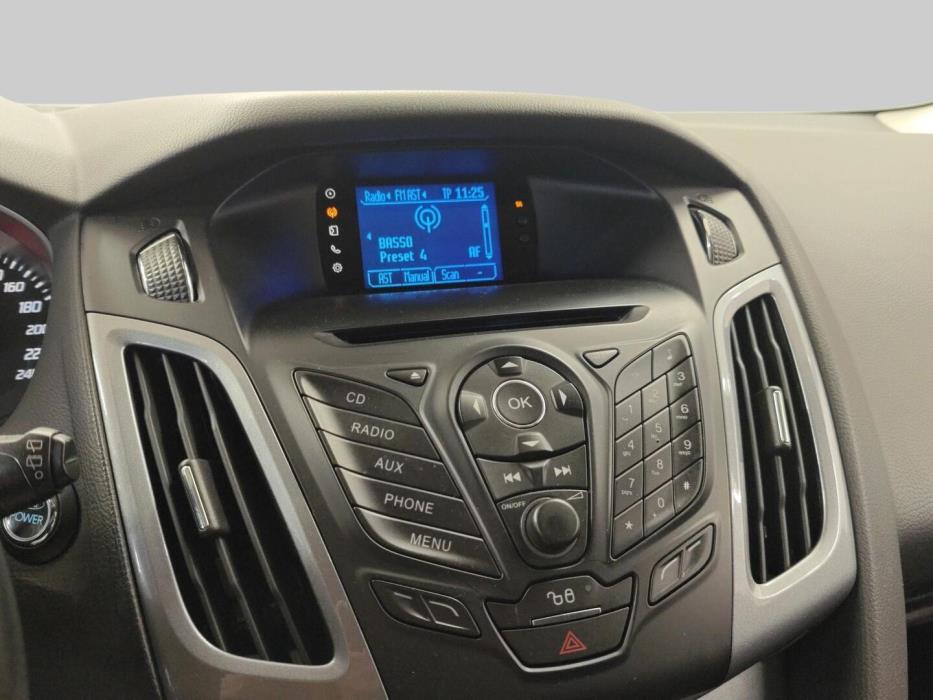 FORD Focus 2012