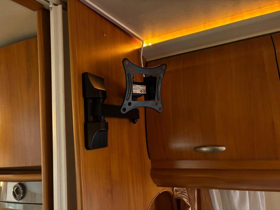 HOBBY SIESTA T 650 FLC 2008