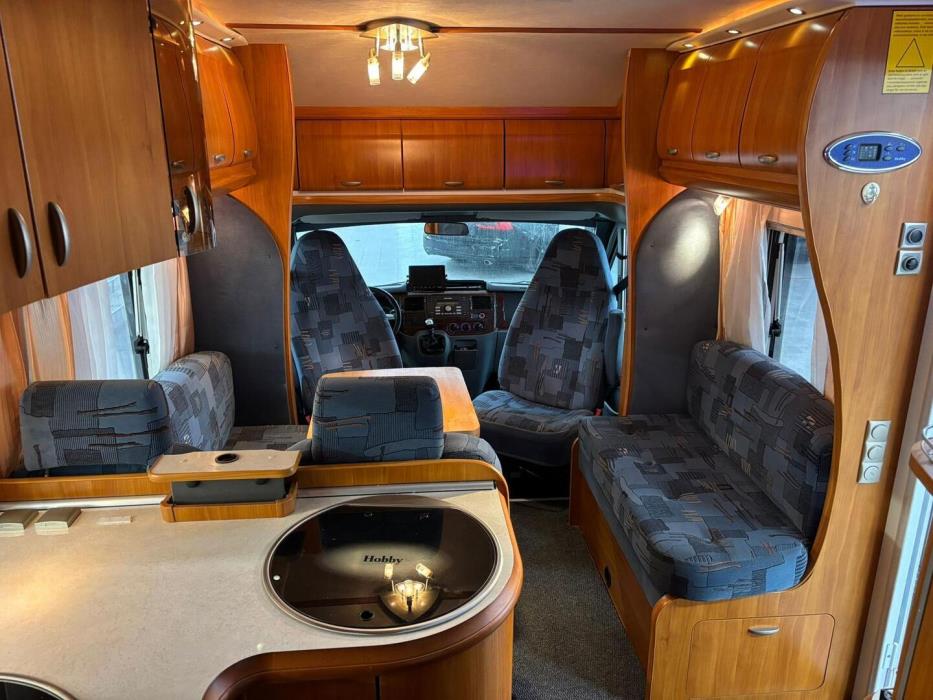 HOBBY SIESTA T 650 FLC 2008