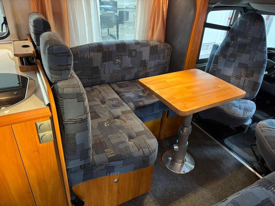 HOBBY SIESTA T 650 FLC 2008