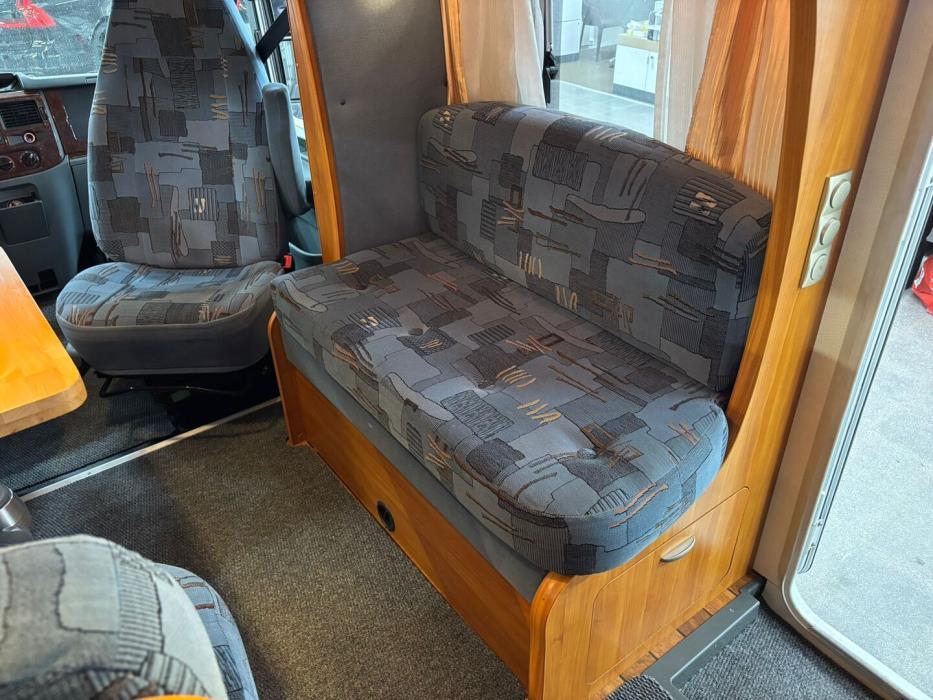 HOBBY SIESTA T 650 FLC 2008