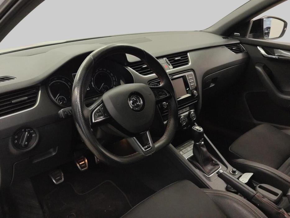 SKODA Octavia 2015