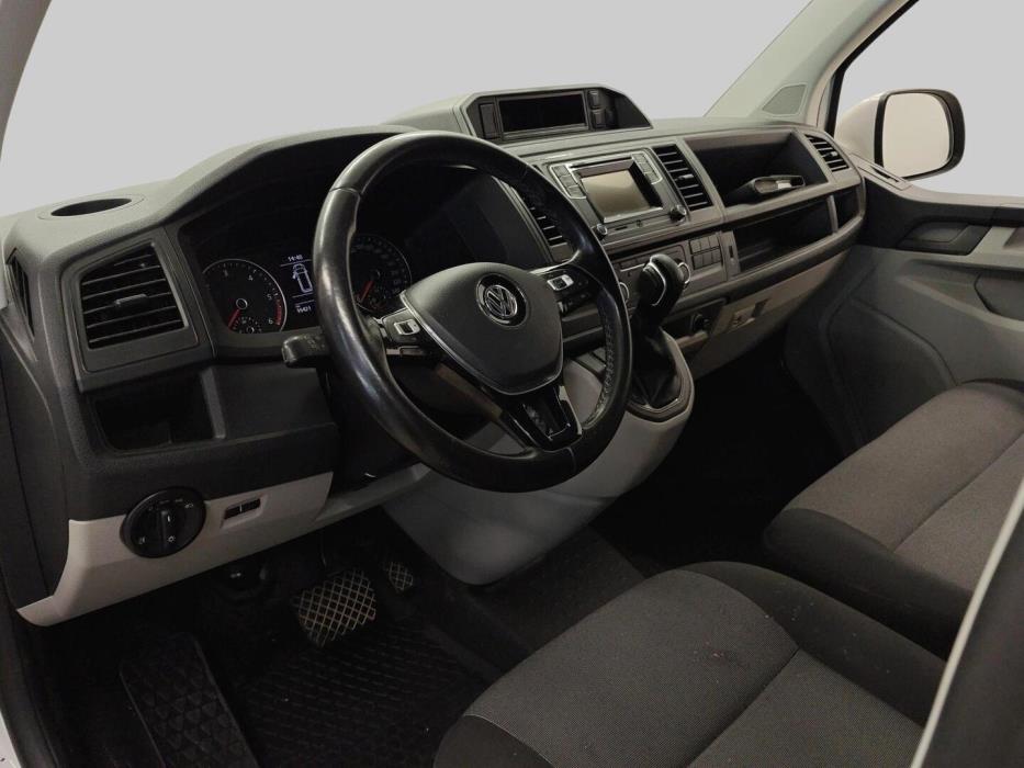VOLKSWAGEN Transporter 2017