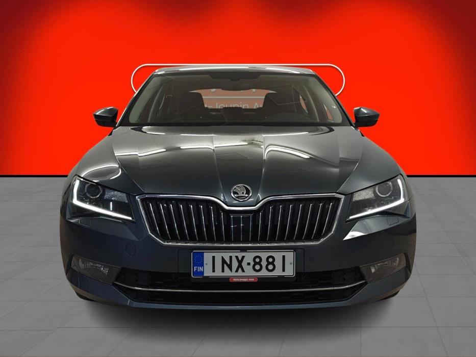 SKODA SUPERB 2018