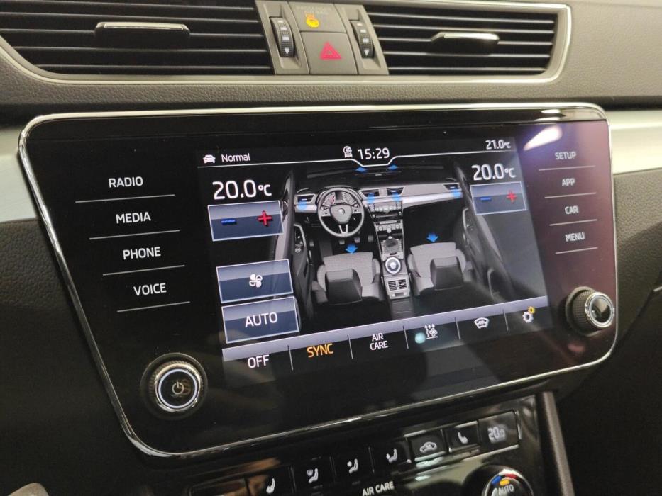 SKODA SUPERB 2018