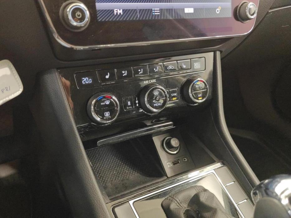 SKODA SUPERB 2018