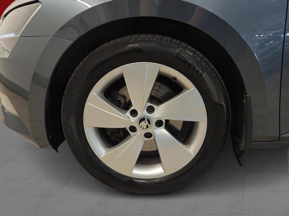 SKODA SUPERB 2018
