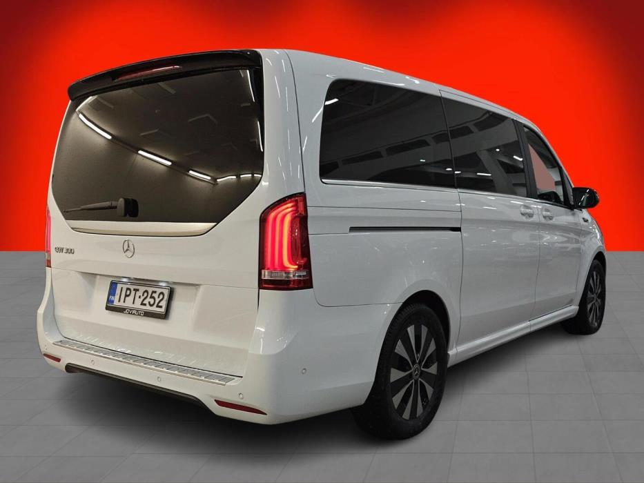 MERCEDES-BENZ EQV 2021