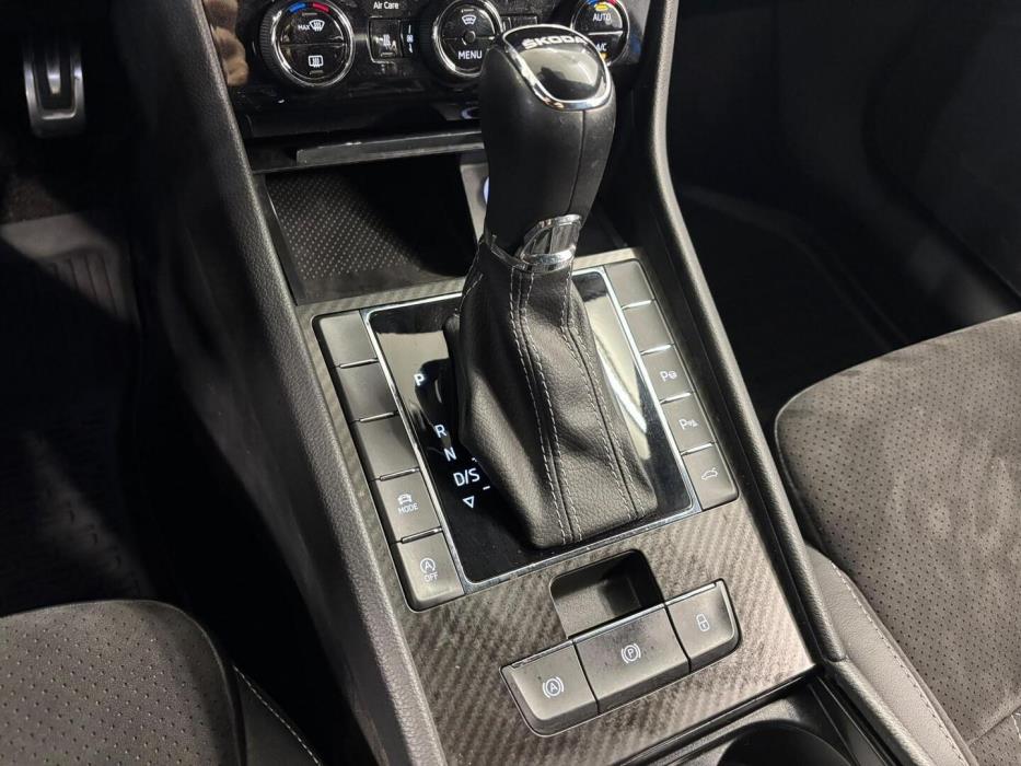SKODA Superb 2022