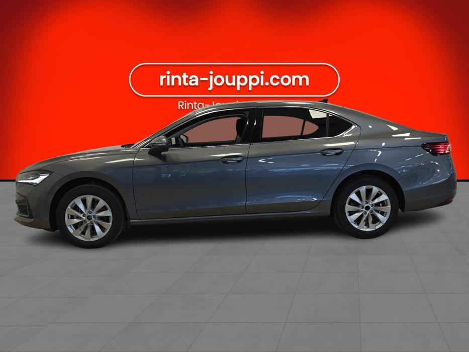 SKODA Superb 2025