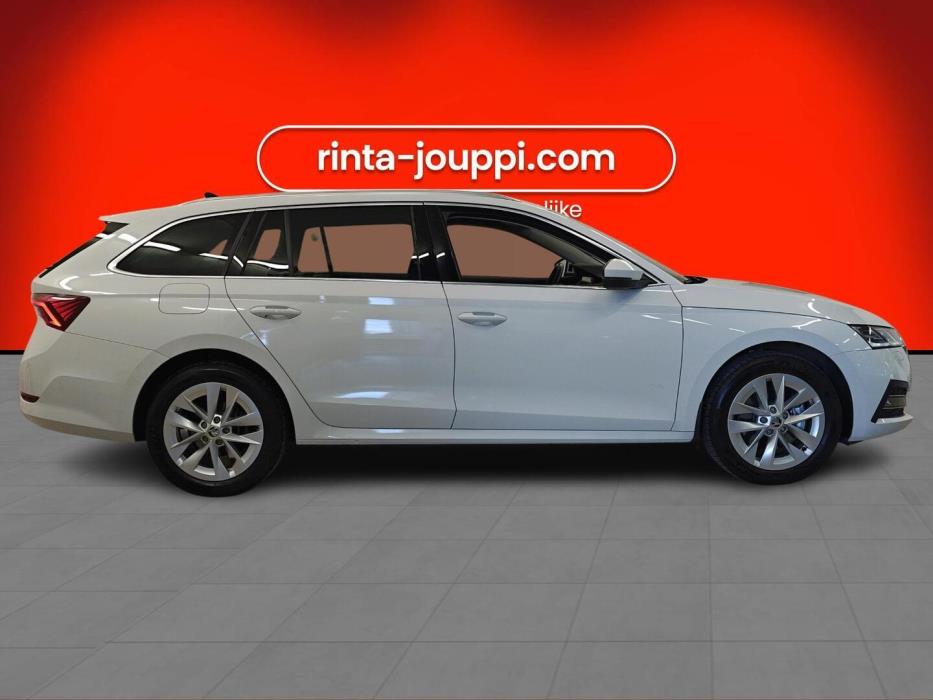 SKODA OCTAVIA 2024