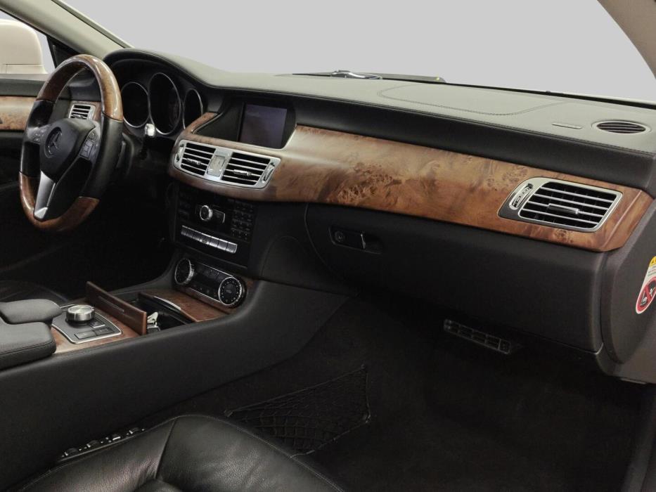 MERCEDES-BENZ CLS 2011