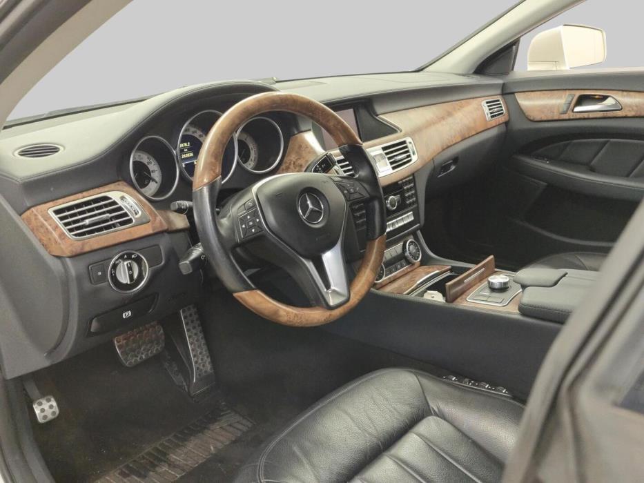 MERCEDES-BENZ CLS 2011