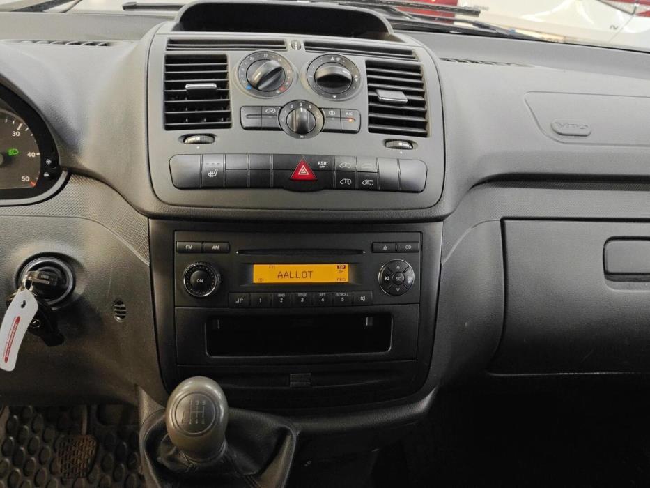 MERCEDES-BENZ Vito 2014
