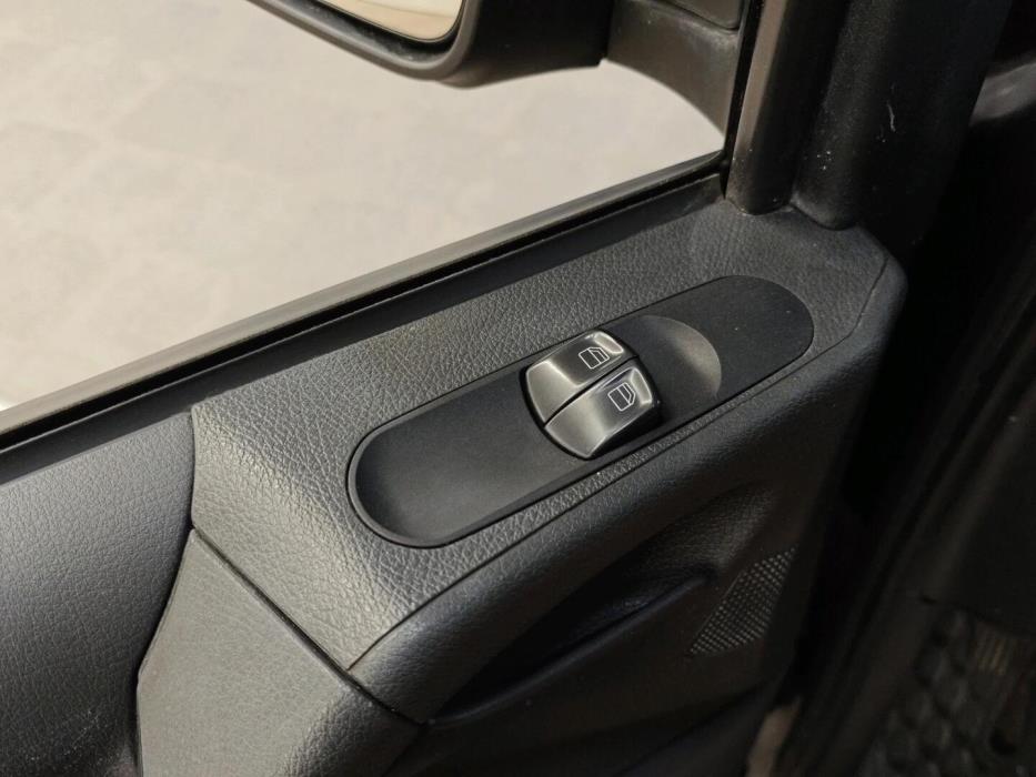 MERCEDES-BENZ Vito 2014