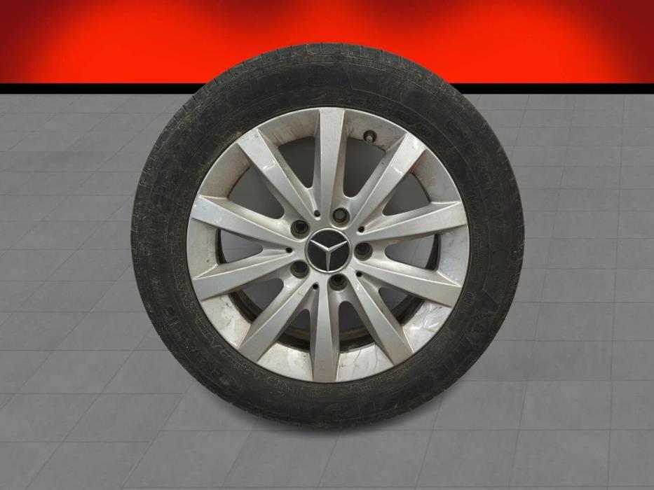 MERCEDES-BENZ B 2015