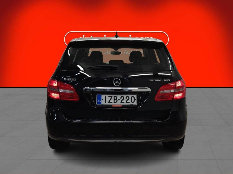 MERCEDES-BENZ B 2015