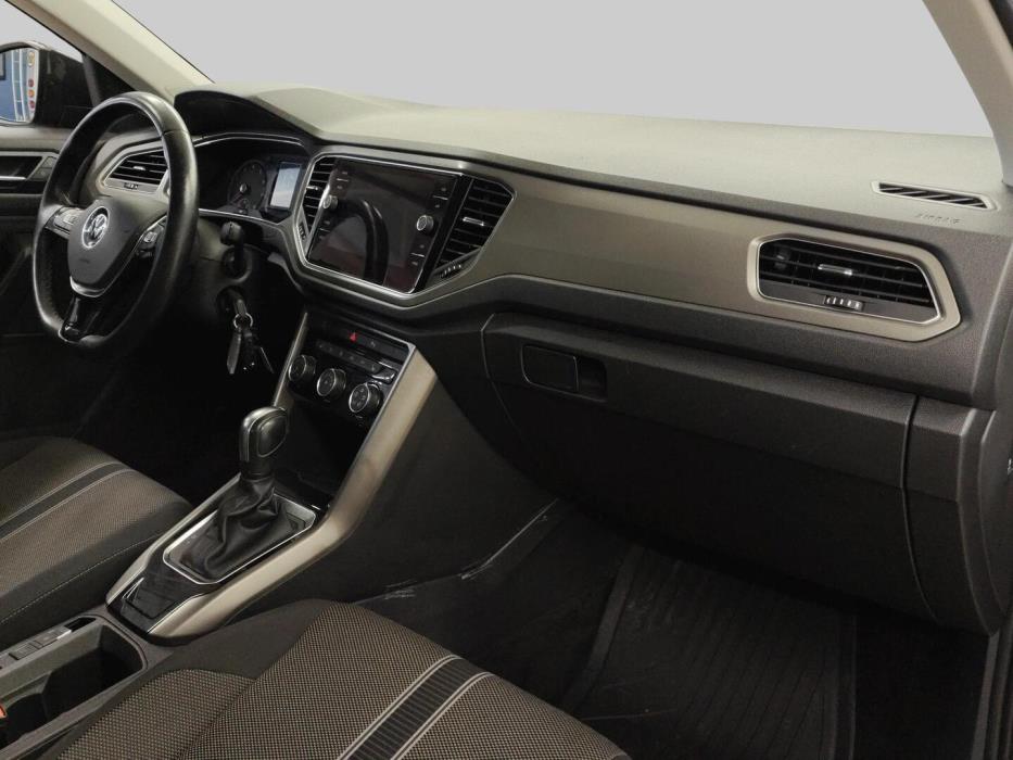 VOLKSWAGEN T-Roc 2021