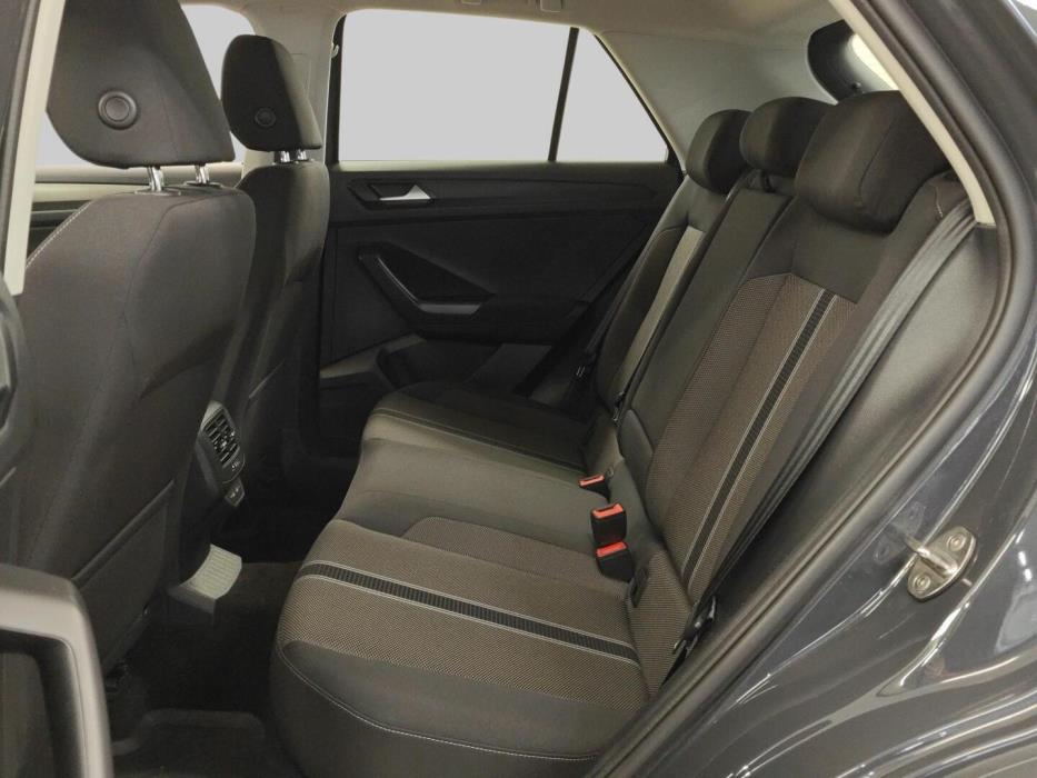 VOLKSWAGEN T-Roc 2021