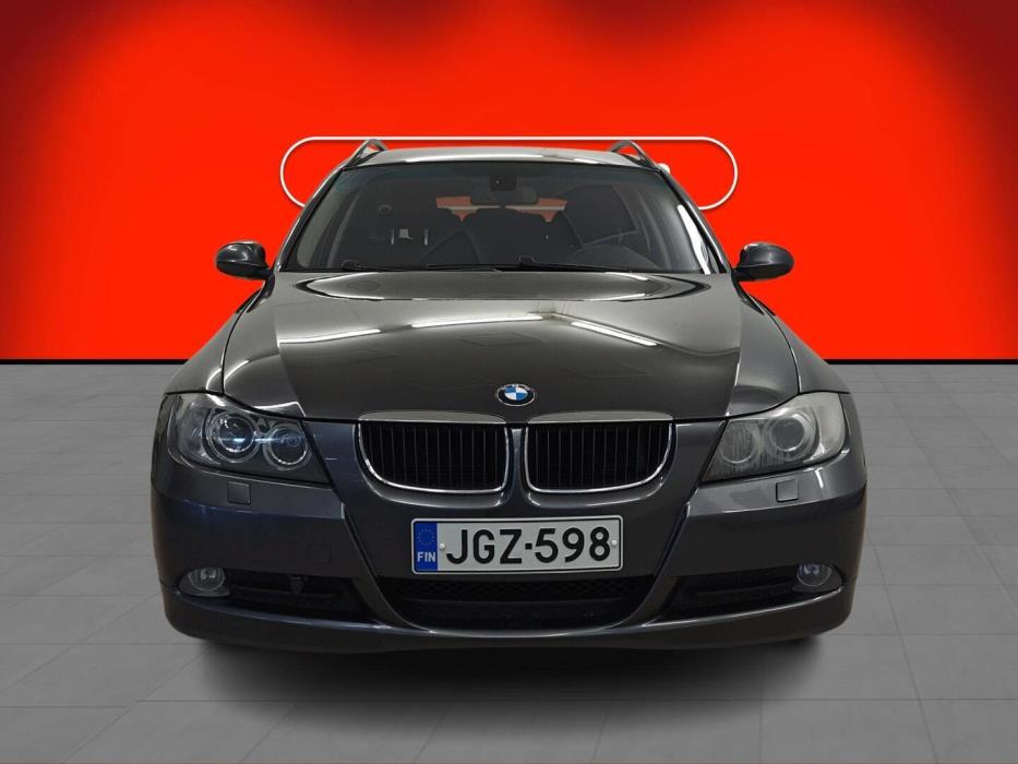 BMW 318 2007