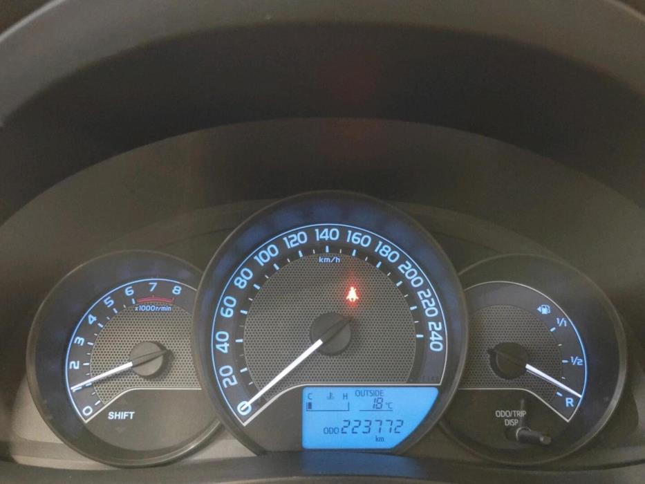 TOYOTA Corolla 2014