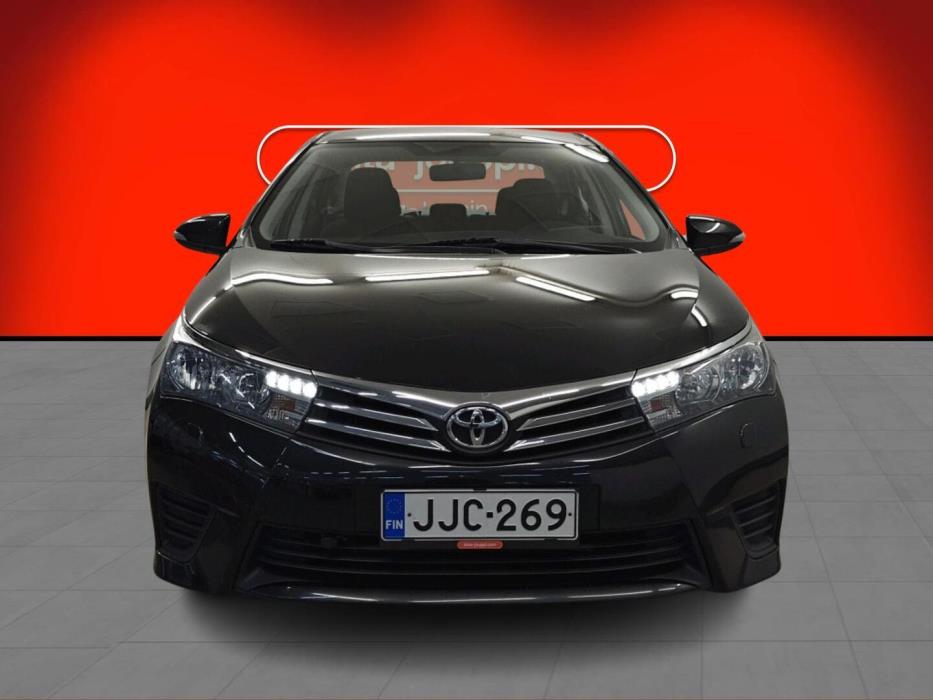 TOYOTA Corolla 2014