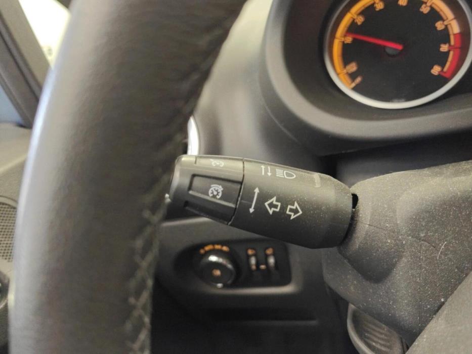 OPEL Corsa 2014