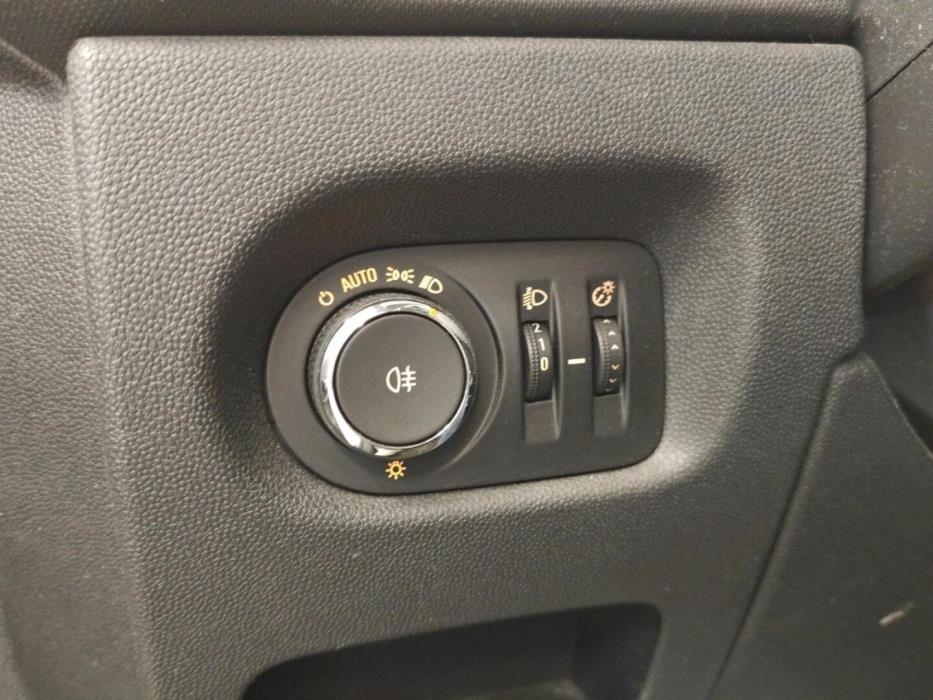 OPEL Corsa 2014