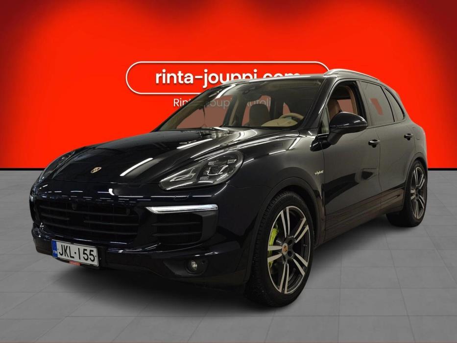 PORSCHE Cayenne 2015