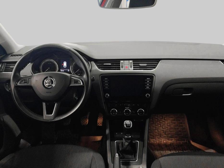 SKODA OCTAVIA 2017