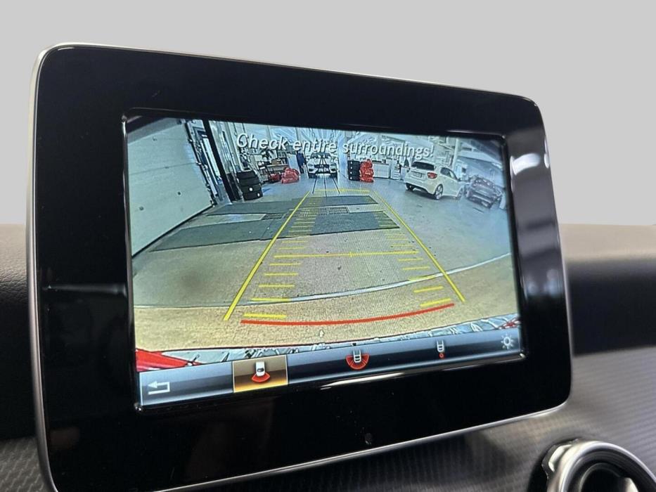 MERCEDES-BENZ GLA 2017