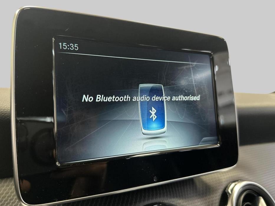 MERCEDES-BENZ GLA 2017