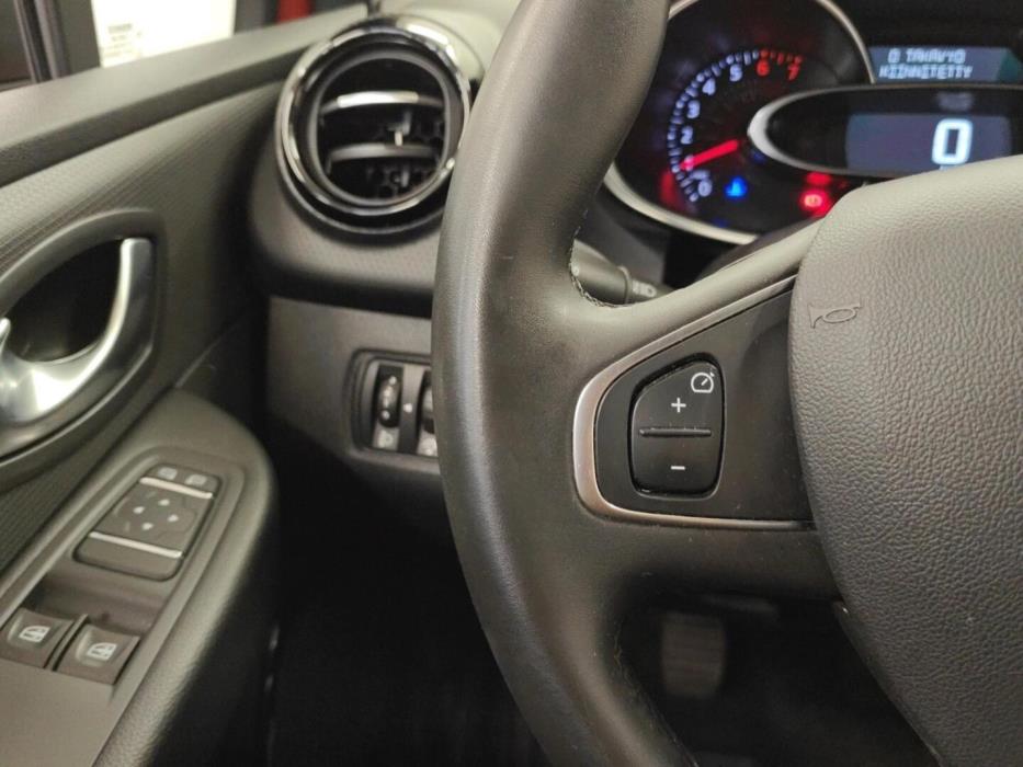 RENAULT Clio 2018