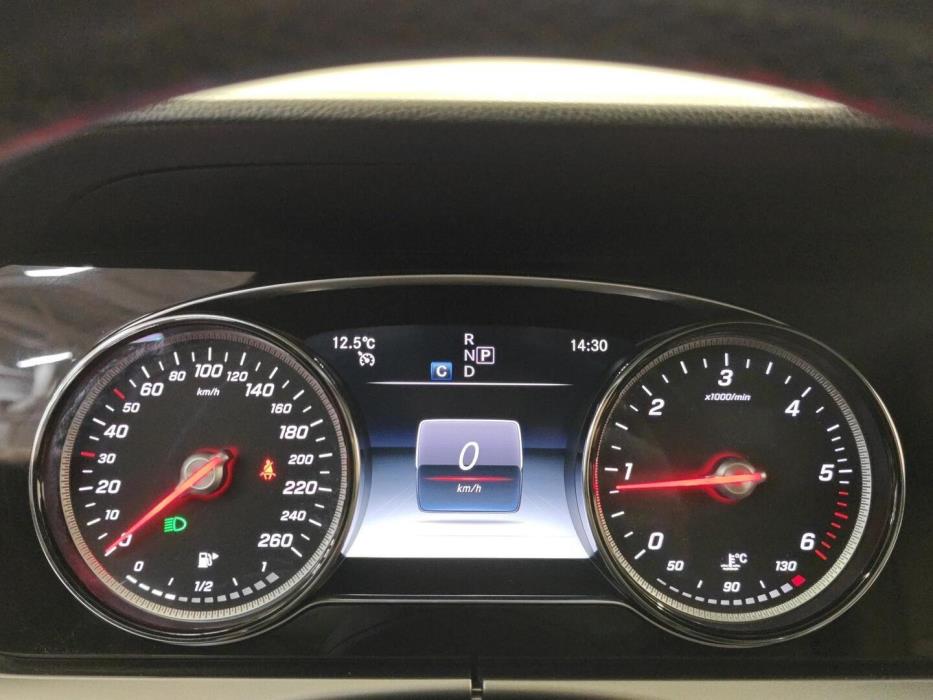 MERCEDES-BENZ E 2020