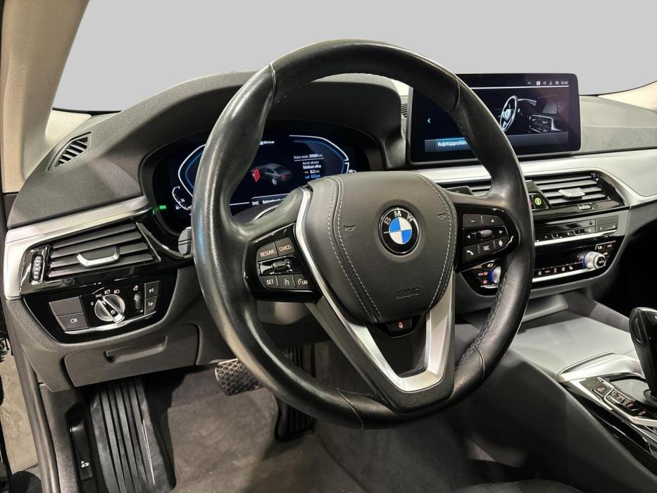 BMW 530 2021