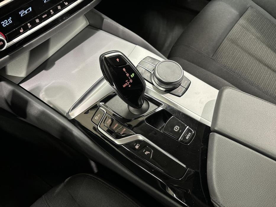 BMW 530 2021