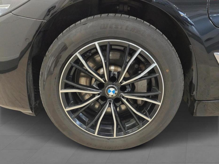BMW 530 2021