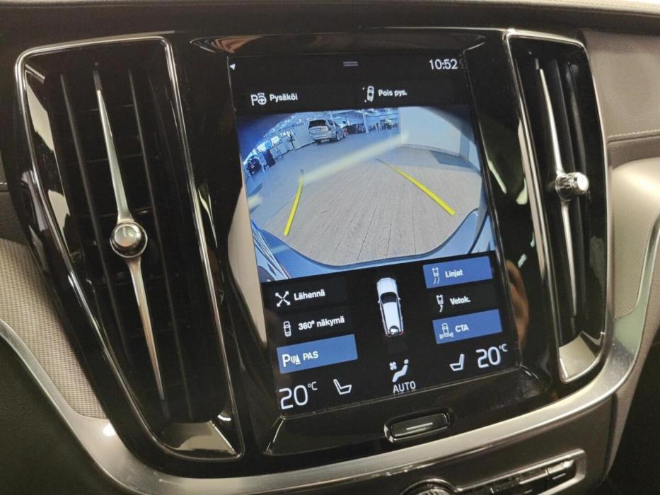 VOLVO V60 2020