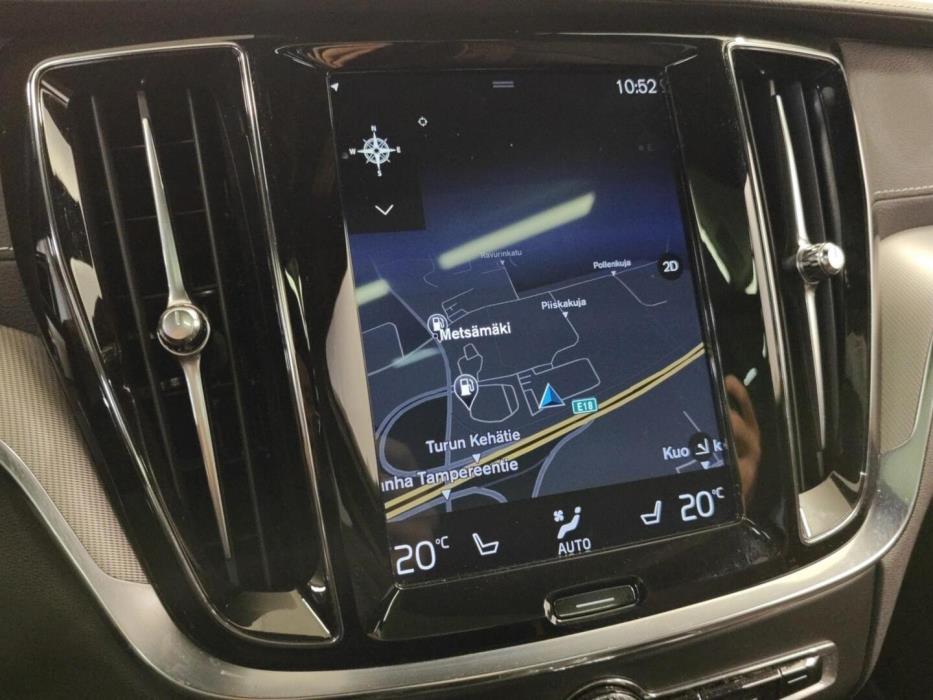 VOLVO V60 2020