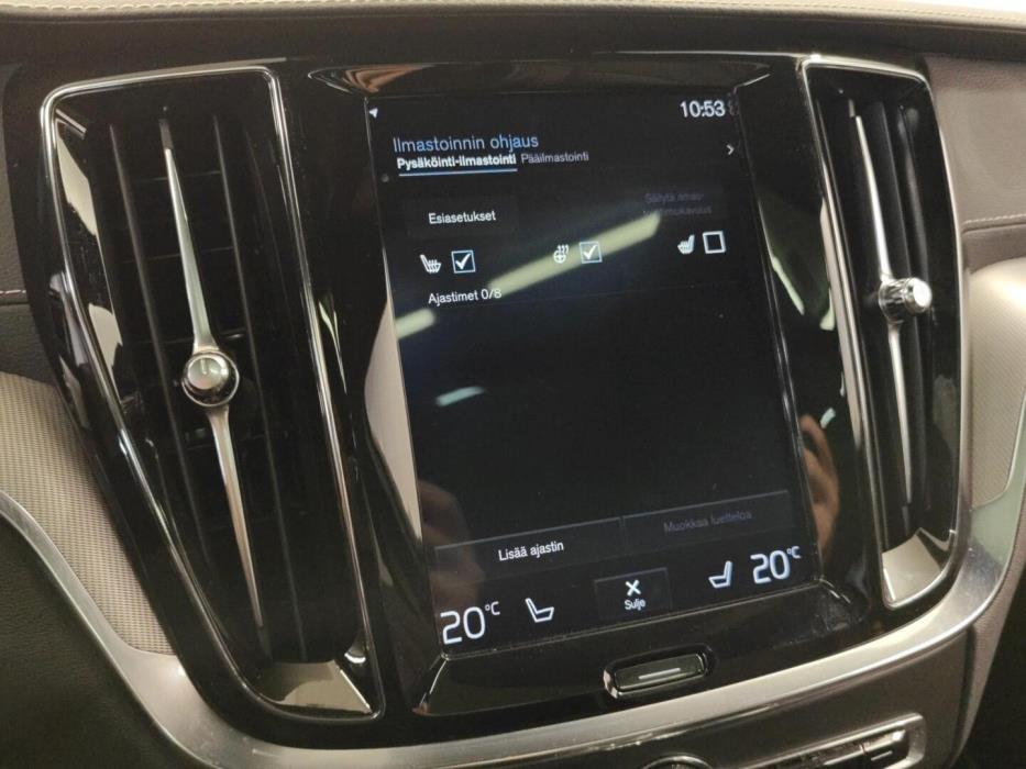 VOLVO V60 2020